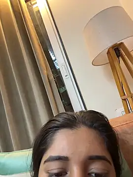 desitease online show from December 4, 5:57 pm