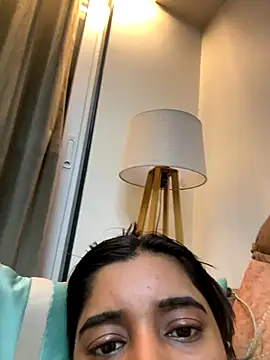 desitease online show from November 10, 7:20 pm