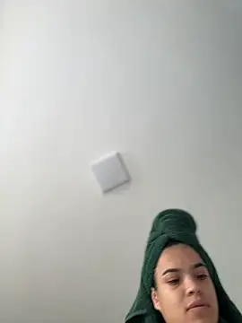 JuanitaMore01 online show from August 4, 6:36 pm