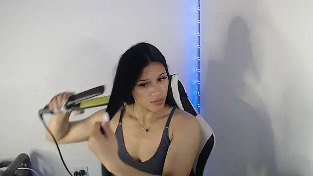 JessGarcia online show from January 17, 3:52 pm