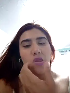 maddie beauty online show from March 12, 9:06 pm