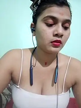 Kavya-Tiwari online show from June 9, 8:36 am