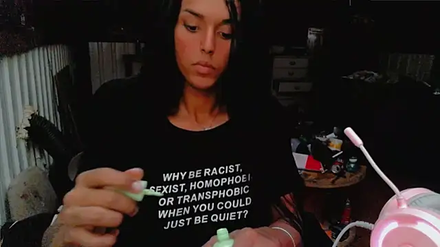 Snapshot of HTXBBY3130 chatting on October 4, 3:34 am HTXBBY3130 online show from October 4, 3:34 am