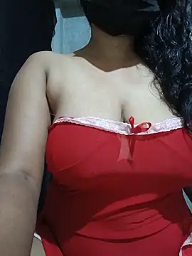 DiyaRoy49 online show from June 17, 8:10 pm