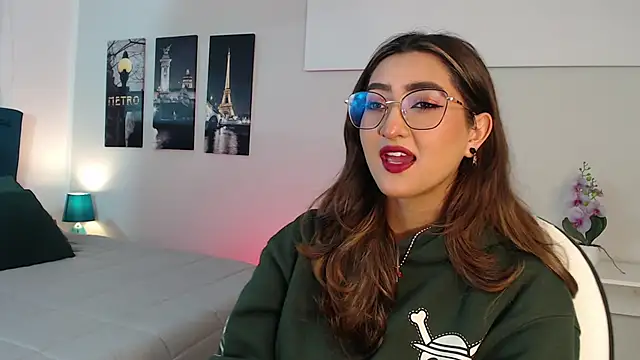 madame lottie online show from September 12, 12:34 pm