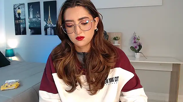 madame lottie online show from September 13, 12:35 pm