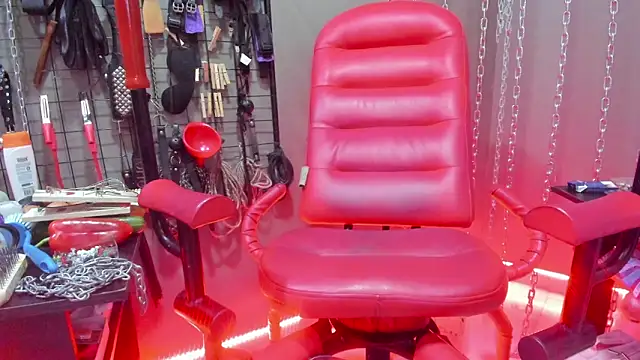 ariel bdsm online show from June 7, 1:07 pm