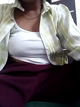 Snapshot of kissujaan chatting on October 15, 6:21 pm kissujaan online show from October 15, 6:21 pm