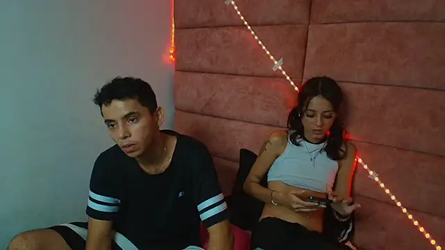 HellAndDante  online show from November 4, 3:00 am