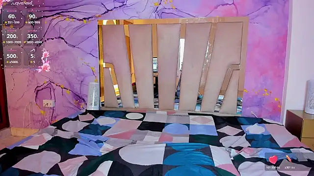 Elowen Clark online show from October 23, 8:48 pm