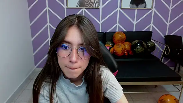 Adhara Kitten online show from November 13, 4:17 pm