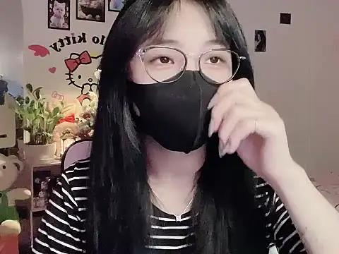 keelinnn19 online show from December 5, 7:59 pm