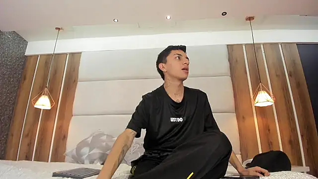 NickandAbby  online show from July 23, 4:20 am