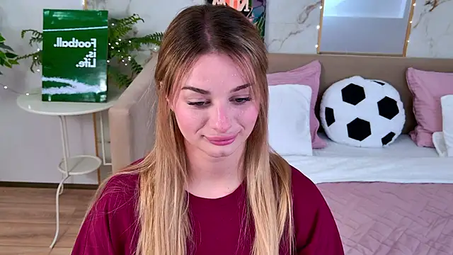 SweetyLicky online show from July 9, 4:09 pm