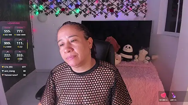 Snapshot of Leonor_jhonsom chatting on October 8, 5:23 am Leonor jhonsom online show from October 8, 5:23 am