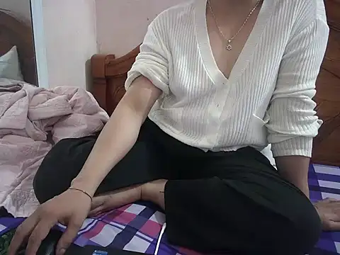 Xue weng online show from May 5, 5:21 am