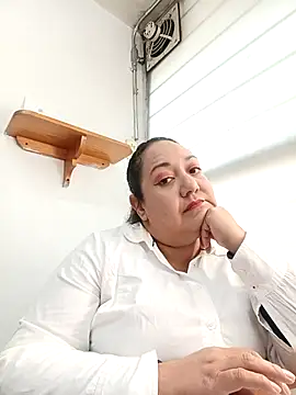 Caroomoom27 online show from December 18, 4:56 pm