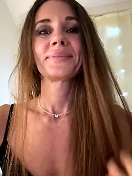 LucieMack online show from September 18, 5:22 pm