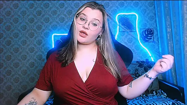 InLoveWithLife26 online show from June 29, 7:13 pm