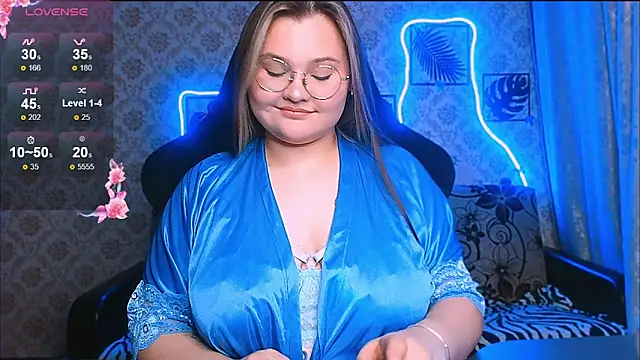 InLoveWithLife26 online show from June 30, 7:24 pm
