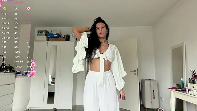 MaydaCornwall online show from February 28, 3:11 pm