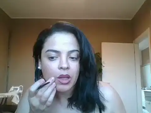 ITALIANASISIXX online show from May 2, 5:38 pm