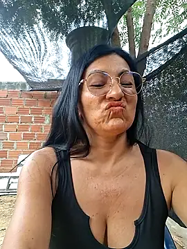 maturexxxnaughty online show from July 9, 3:25 pm