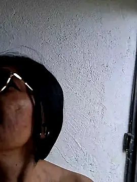 maturexxxnaughty online show from July 31, 9:16 pm