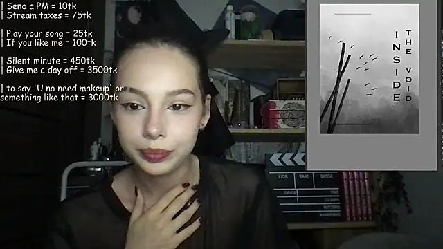 Yuna5343 online show from June 19, 8:45 pm