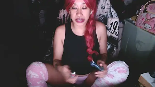 cloudpuffs online show from January 12, 5:01 am