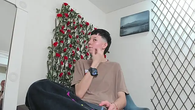 LiamBrown09 online show from July 6, 8:00 pm