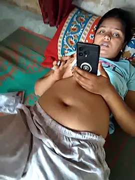 Snapshot of heena3355 chatting on October 28, 8:31 am heena3355 online show from October 28, 8:31 am