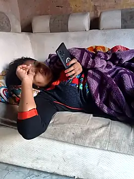 Snapshot of heena3355 chatting on November 29, 11:03 am heena3355 online show from November 29, 11:03 am