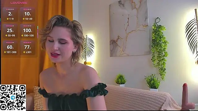 odelynbrower online show from November 2, 12:25 am