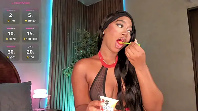 alisonn moon online show from October 24, 11:01 pm