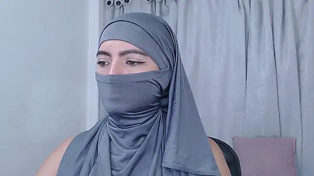 jade nassar online show from March 12, 9:17 pm