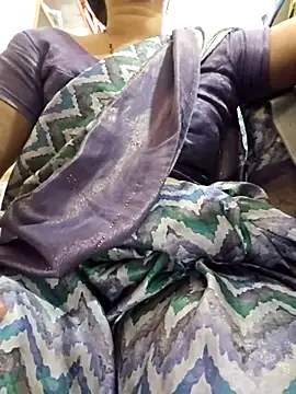 indianhotwife639 online show from July 11, 5:29 am
