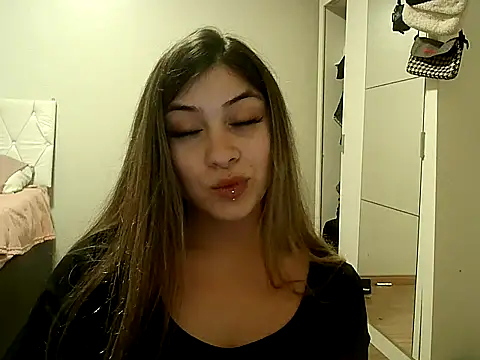 Becca B online show from April 29, 2:15 am
