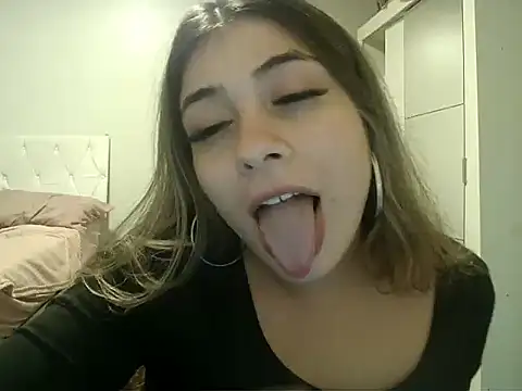 Becca B online show from April 26, 3:26 am