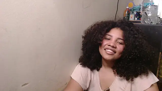 madelene online show from June 5, 4:05 am