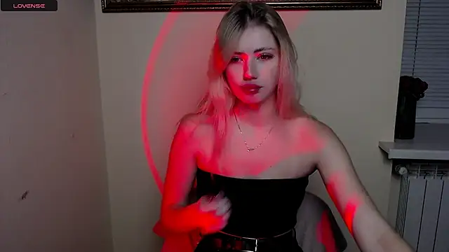 AliceHotty  online show from December 18, 7:46 am