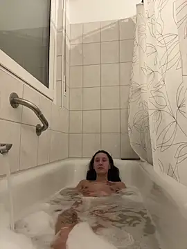 Emilia Mausi online show from February 20, 8:42 pm