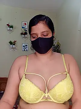 Rose-luckey online show from July 28, 1:43 pm