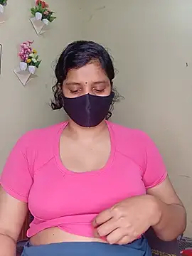 Rose-luckey online show from July 28, 7:39 pm