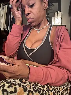 Kennady Buxum Goddess online show from December 5, 1:49 am