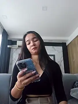 Natural Asian Girl online show from November 13, 5:39 am