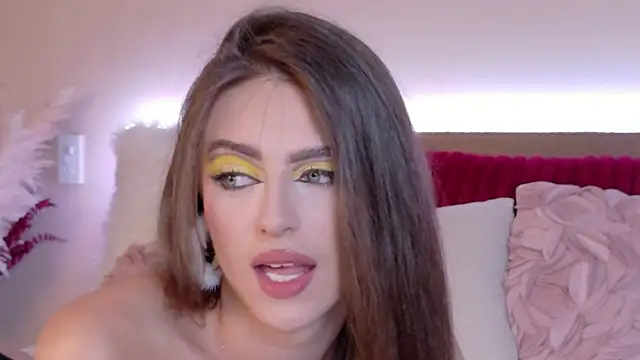 Sienna Voss online show from June 19, 10:24 pm