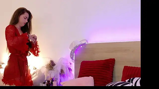 Sienna Voss online show from November 13, 10:20 pm