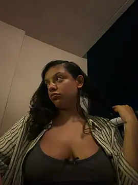allybluee777 online show from June 17, 2:24 am
