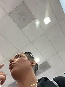 allybluee777 online show from March 4, 3:51 pm